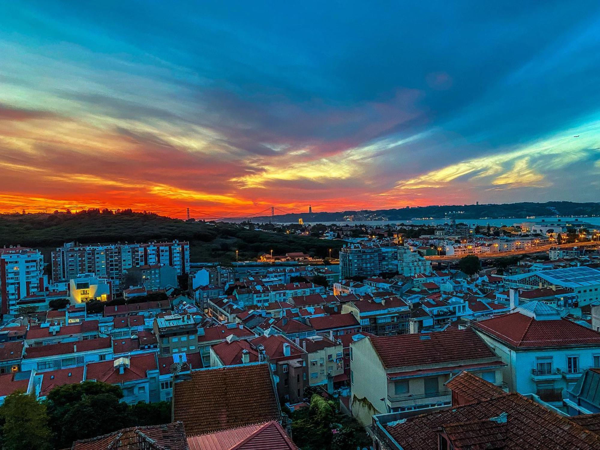 Ideally Located With Perfect Views Algés Dış mekan fotoğraf